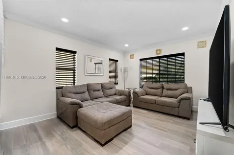9128 SW 211th Lane Cutler Bay FL 33189