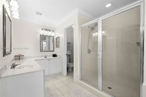 9128 SW 211th Lane Cutler Bay FL 33189