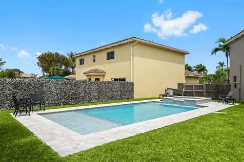 9128 SW 211th Lane Cutler Bay FL 33189