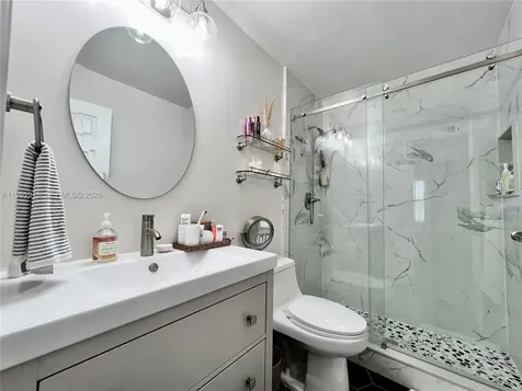 10019 Winding Lake Road Sunrise FL 33351