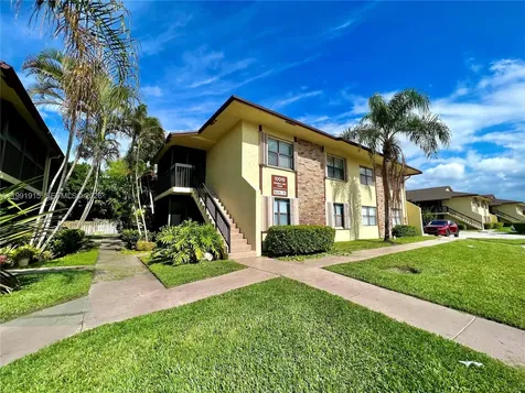 10019 Winding Lake Road Sunrise FL 33351