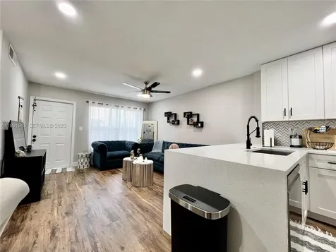 10019 Winding Lake Road Sunrise FL 33351