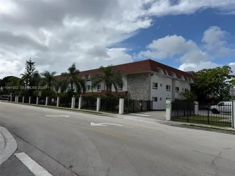 7251 SW 82nd Street Miami FL 33143
