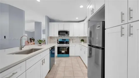 9131 N Lake Miramar Circle Miramar FL 33025