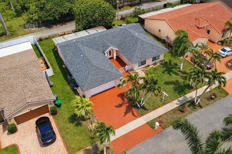 9131 N Lake Miramar Circle Miramar FL 33025