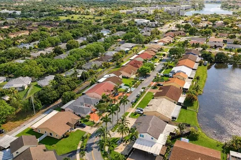 9131 N Lake Miramar Circle Miramar FL 33025
