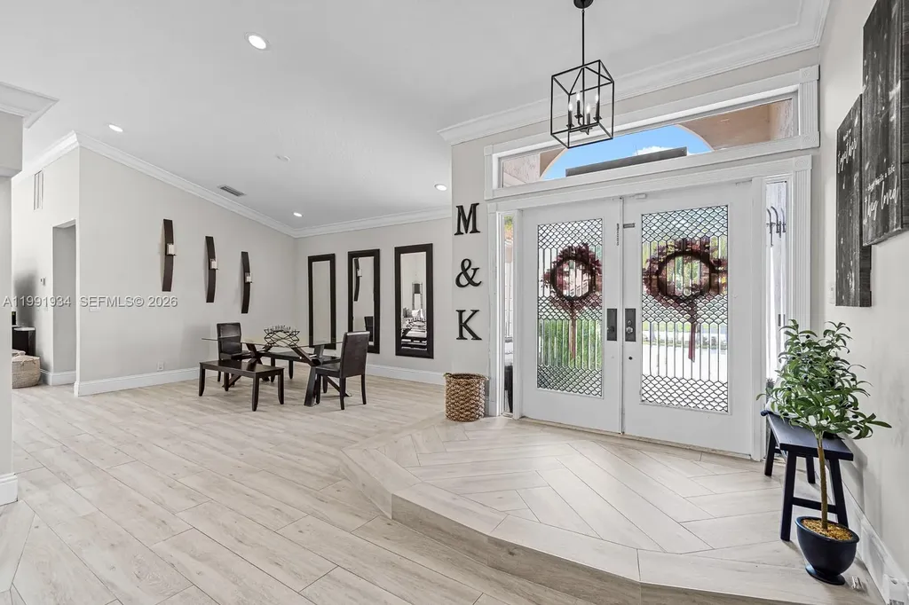 8412 NW 52nd Place Coral Springs FL 33067