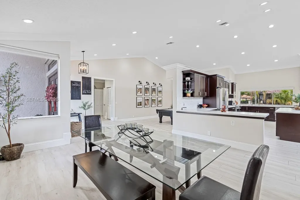 8412 NW 52nd Place Coral Springs FL 33067