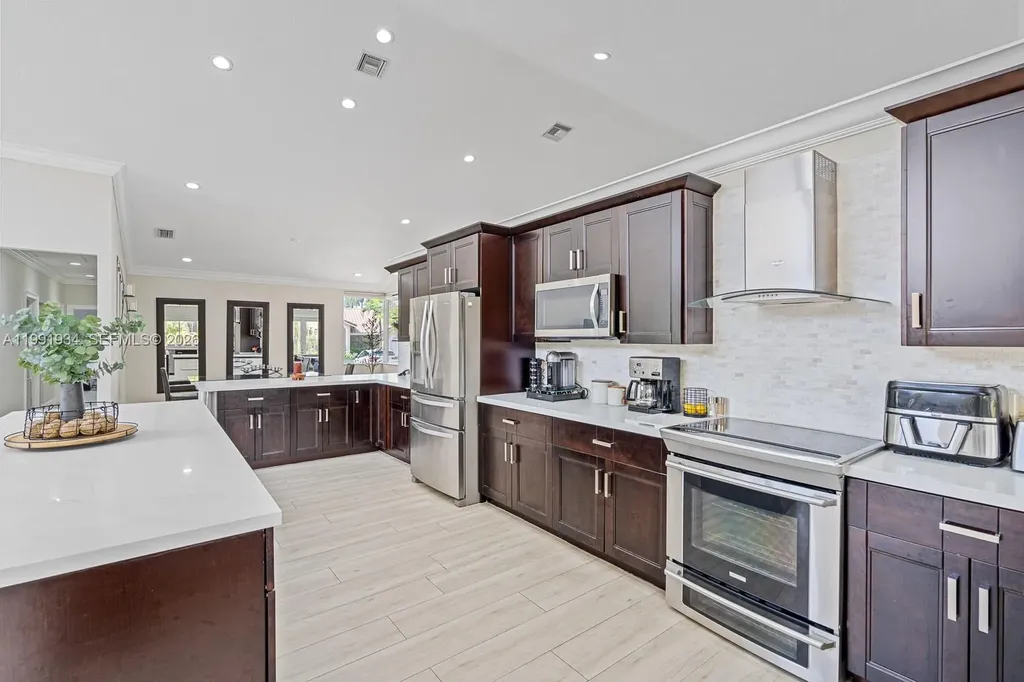 8412 NW 52nd Place Coral Springs FL 33067