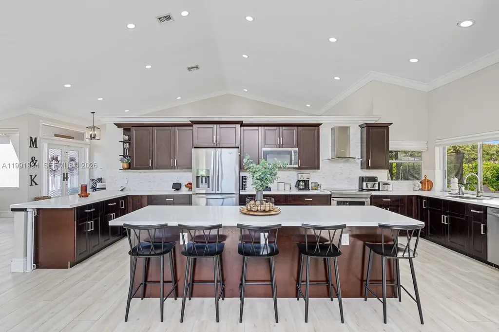 8412 NW 52nd Place Coral Springs FL 33067