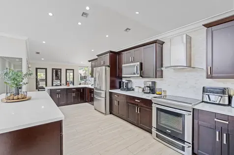 8412 NW 52nd Place Coral Springs FL 33067
