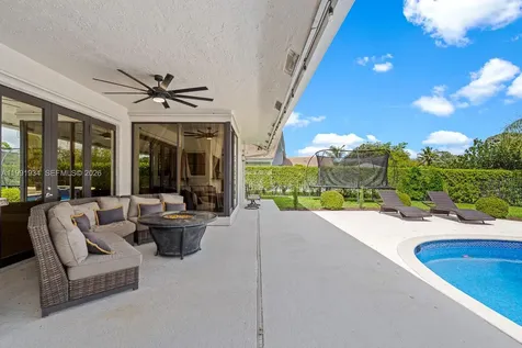 8412 NW 52nd Place Coral Springs FL 33067