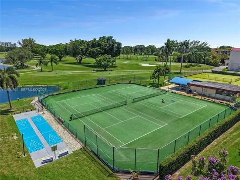 8900 Washington Boulevard Pembroke Pines FL 33025