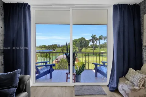 8900 Washington Boulevard Pembroke Pines FL 33025