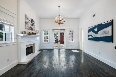 550 Loretto Avenue Coral Gables FL 33146