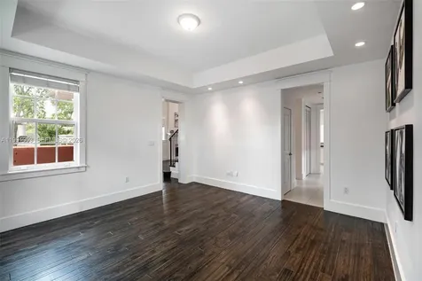 550 Loretto Avenue Coral Gables FL 33146