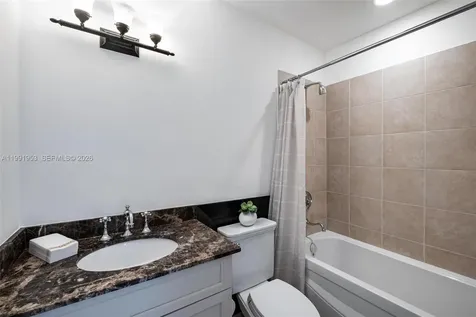 550 Loretto Avenue Coral Gables FL 33146