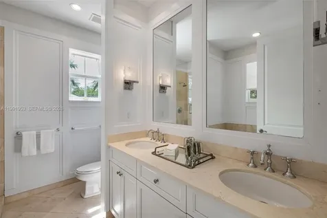 550 Loretto Avenue Coral Gables FL 33146