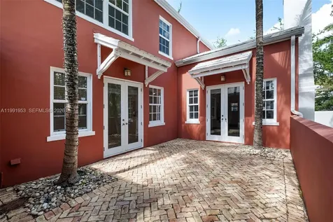 550 Loretto Avenue Coral Gables FL 33146