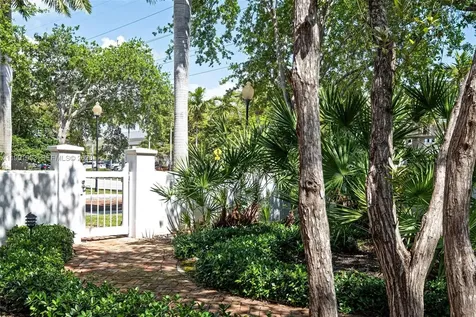 550 Loretto Avenue Coral Gables FL 33146