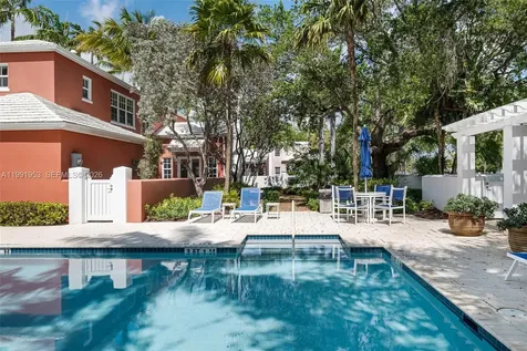 550 Loretto Avenue Coral Gables FL 33146