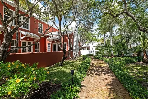 550 Loretto Avenue Coral Gables FL 33146