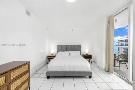 2401 Collins Avenue Miami Beach FL 33140