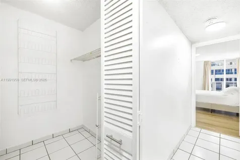 2401 Collins Avenue Miami Beach FL 33140
