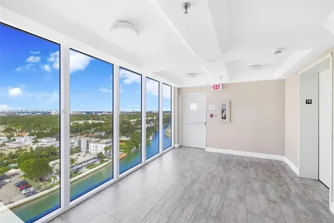 2401 Collins Avenue Miami Beach FL 33140