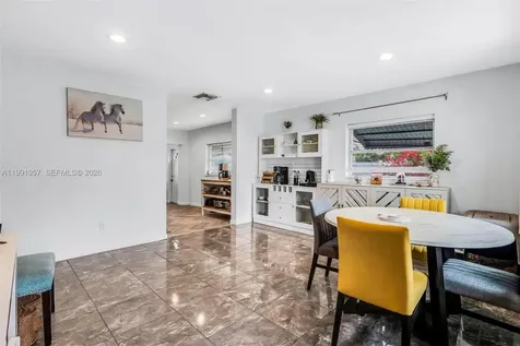 7211 NW 76th Street Tamarac FL 33321
