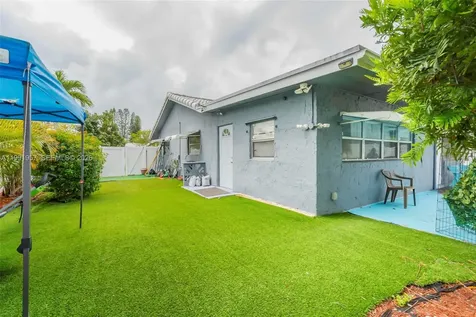 7211 NW 76th Street Tamarac FL 33321