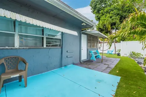 7211 NW 76th Street Tamarac FL 33321
