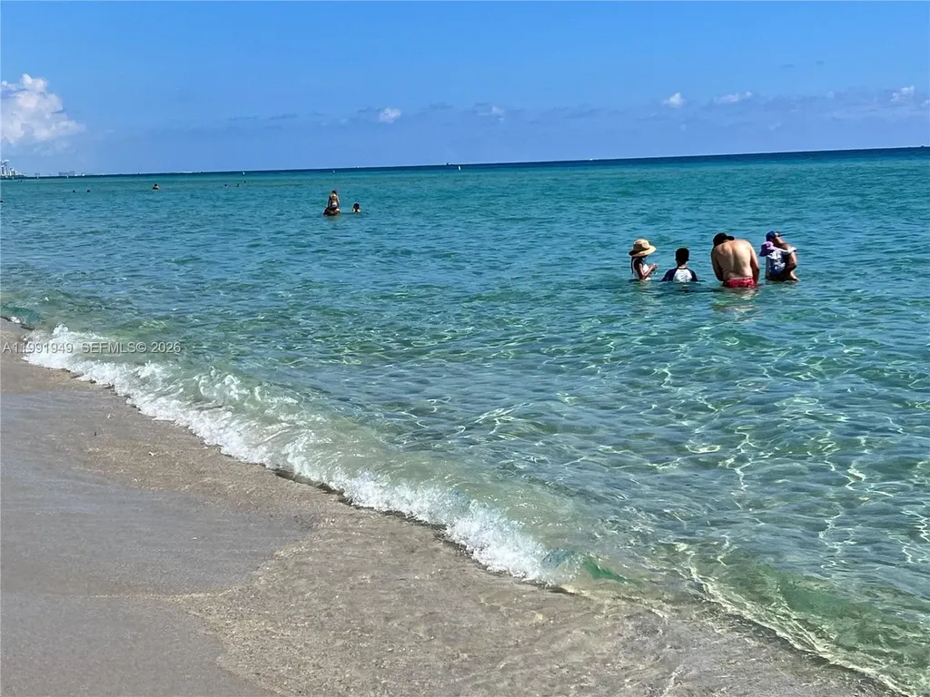 9172 Collins Avenue Surfside FL 33154