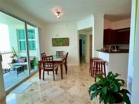 9172 Collins Avenue Surfside FL 33154