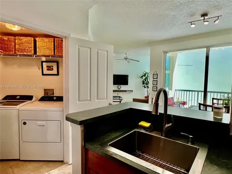 9172 Collins Avenue Surfside FL 33154