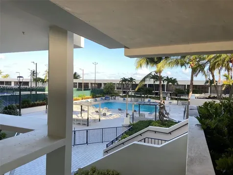 1915 Brickell Avenue Miami FL 33129