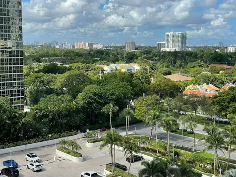1915 Brickell Avenue Miami FL 33129
