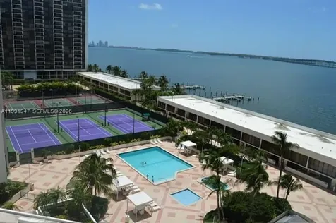 1915 Brickell Avenue Miami FL 33129