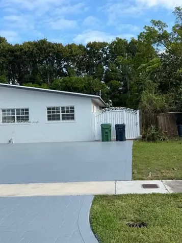 12455 SW 185th Terrace Miami FL 33177