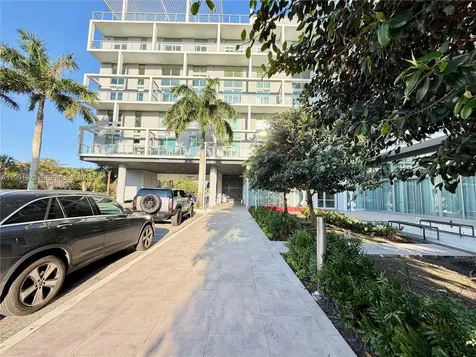 2000 Metropica Way Sunrise FL 33323