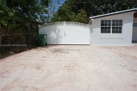12455 SW 185th Terrace Miami FL 33177