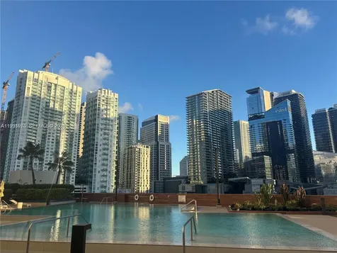 350 S Miami Avenue Miami FL 33130