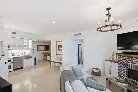 350 S Miami Avenue Miami FL 33130