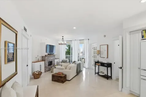 350 S Miami Avenue Miami FL 33130