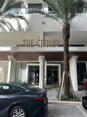 11 NE 6 Th Miami FL 33132