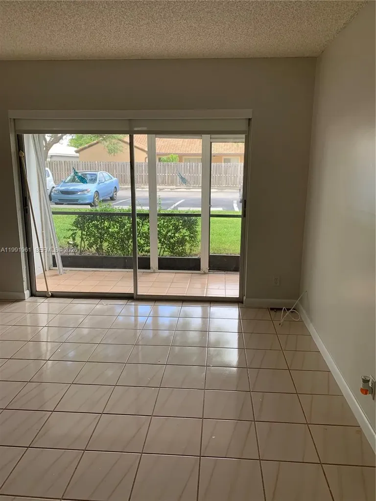 4155 NW 90th Avenue Coral Springs FL 33065