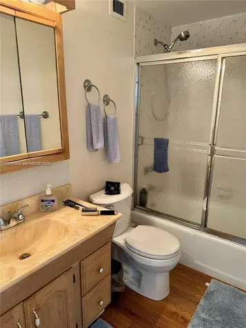 400 Kings Point Drive Sunny Isles Beach FL 33160