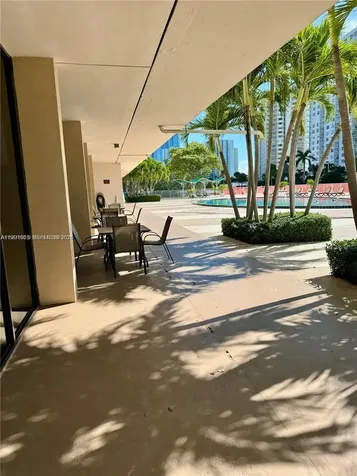 400 Kings Point Drive Sunny Isles Beach FL 33160