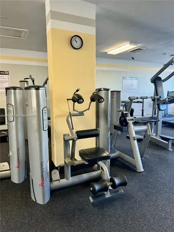 400 Kings Point Drive Sunny Isles Beach FL 33160