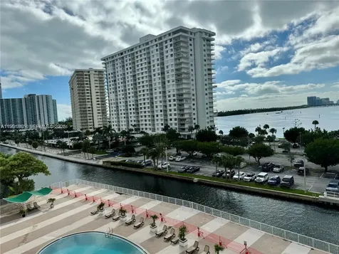 400 Kings Point Drive Sunny Isles Beach FL 33160